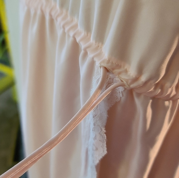 Givenchy Intimate paris lingerie with lace - Picture 4 of 8